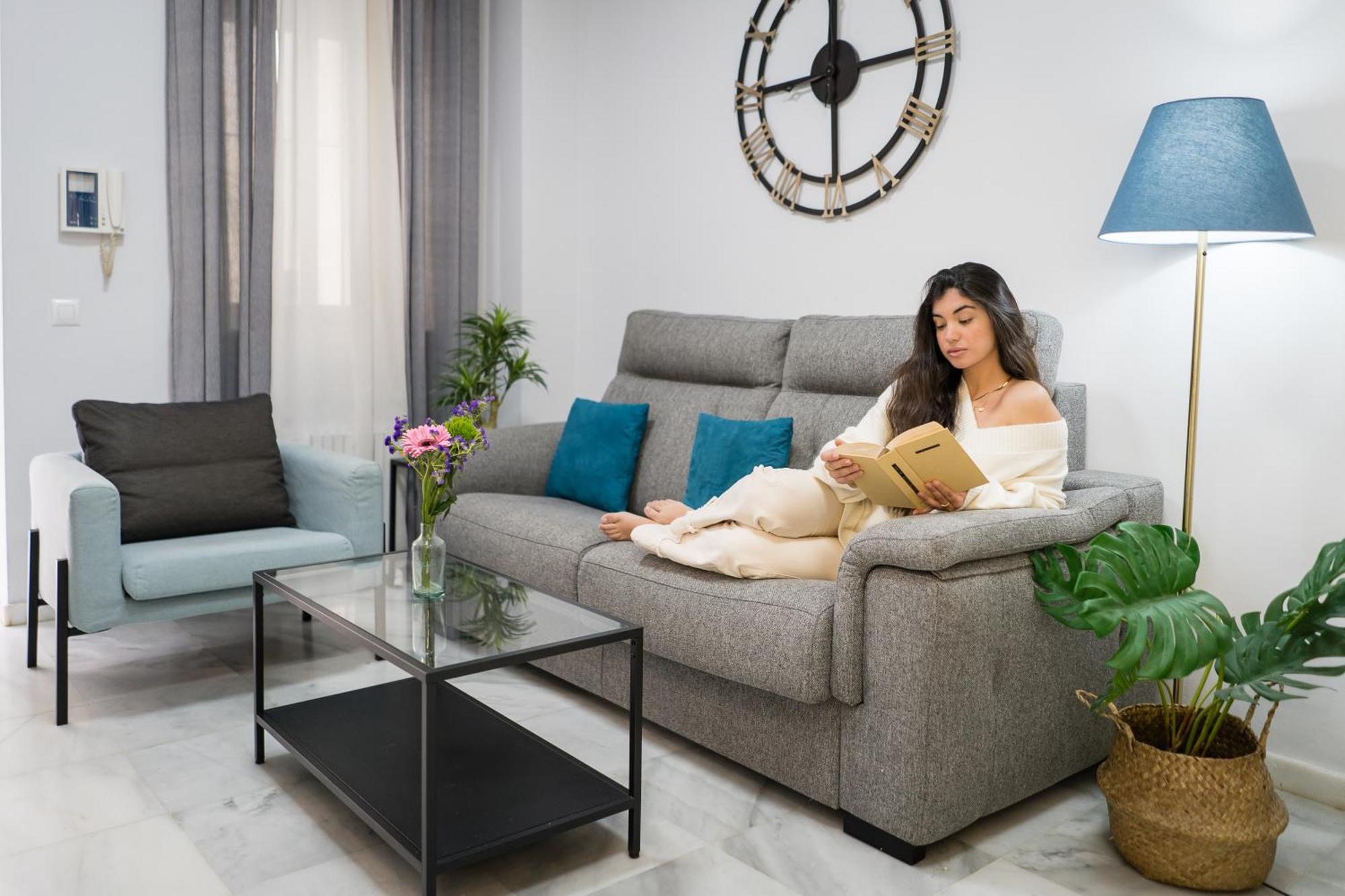 Apartamento Triana Deluxe Con Patio Privado Sevilha Exterior foto